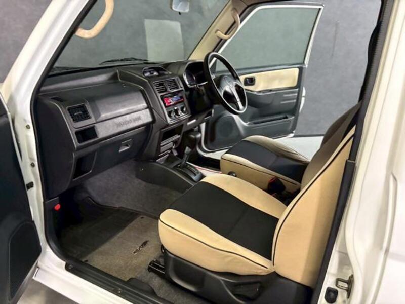PAJERO MINI