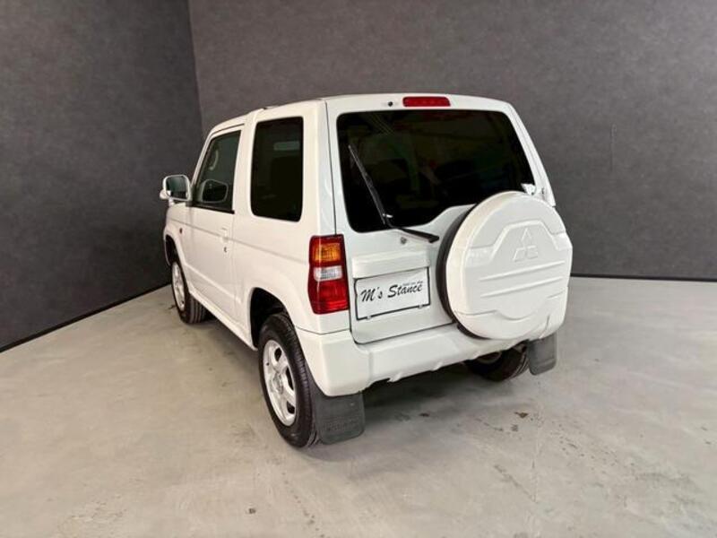 PAJERO MINI