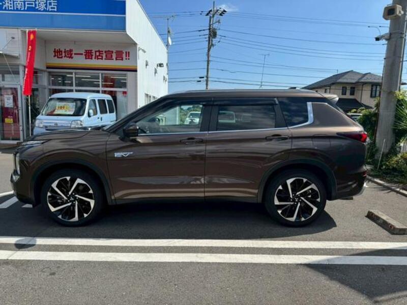 OUTLANDER PHEV