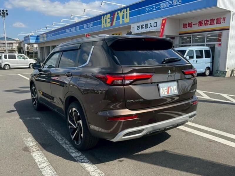 OUTLANDER PHEV