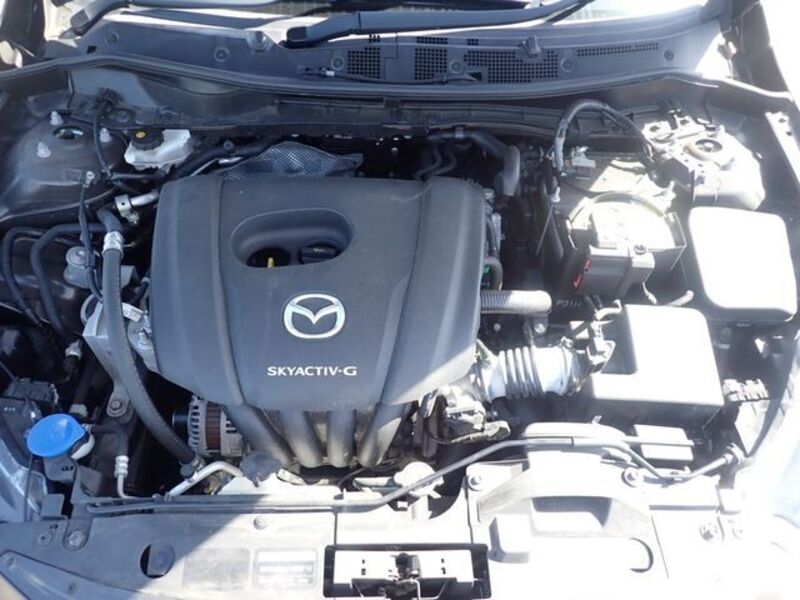 MAZDA2