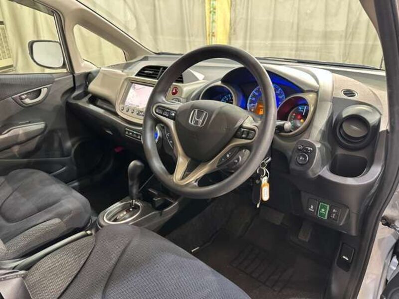 FIT HYBRID