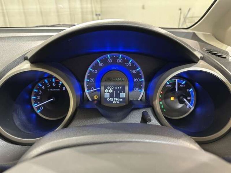 FIT HYBRID