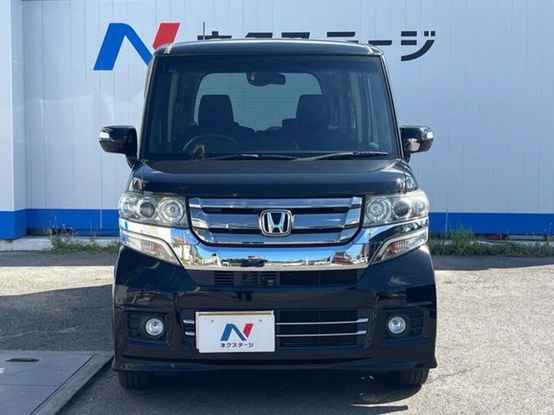 N BOX CUSTOM