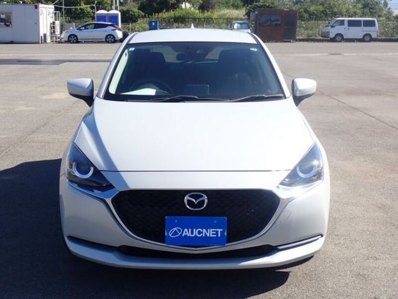 MAZDA2