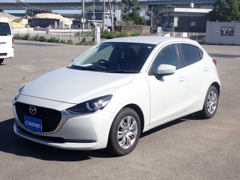 MAZDA2