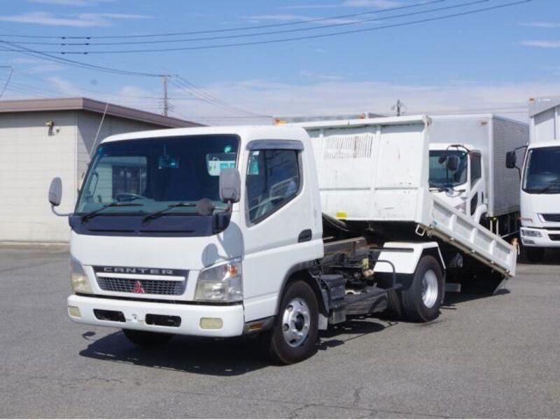 MITSUBISHI CANTER