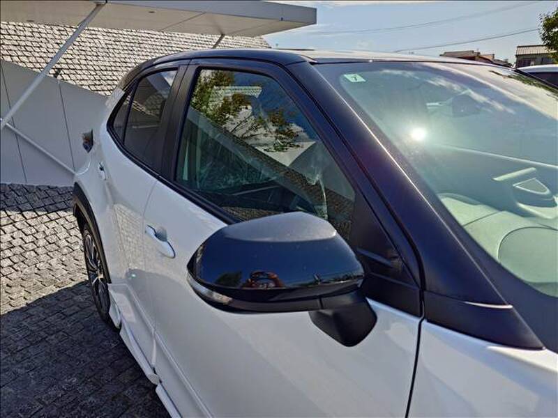 YARIS CROSS