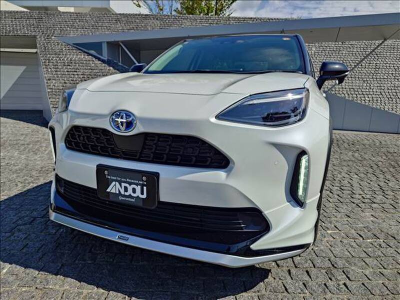 YARIS CROSS