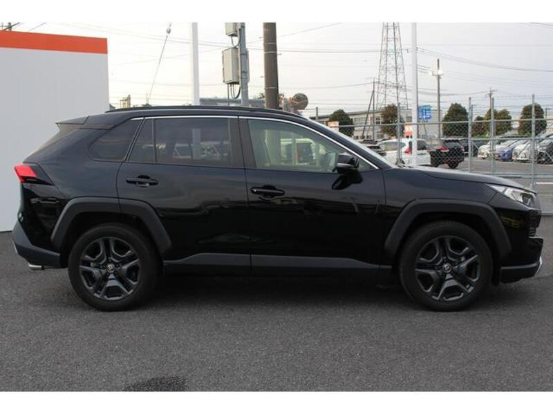 RAV4