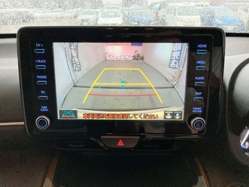 YARIS CROSS