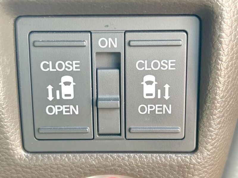 N BOX