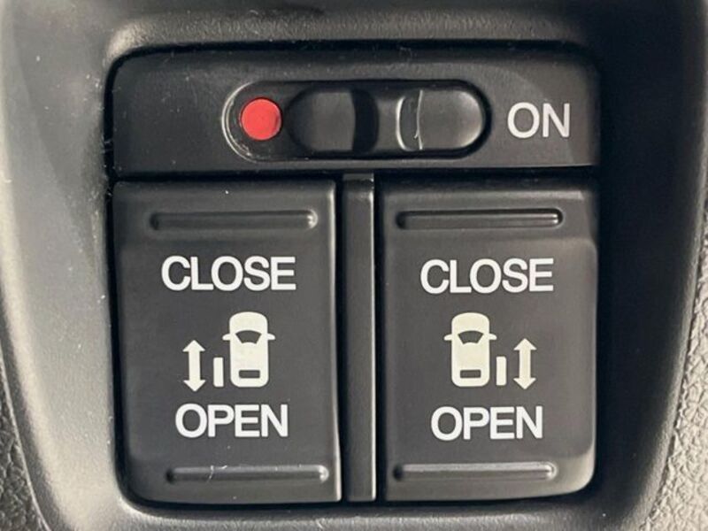 N BOX