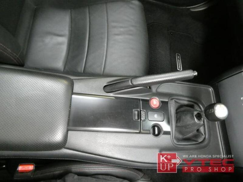 S2000