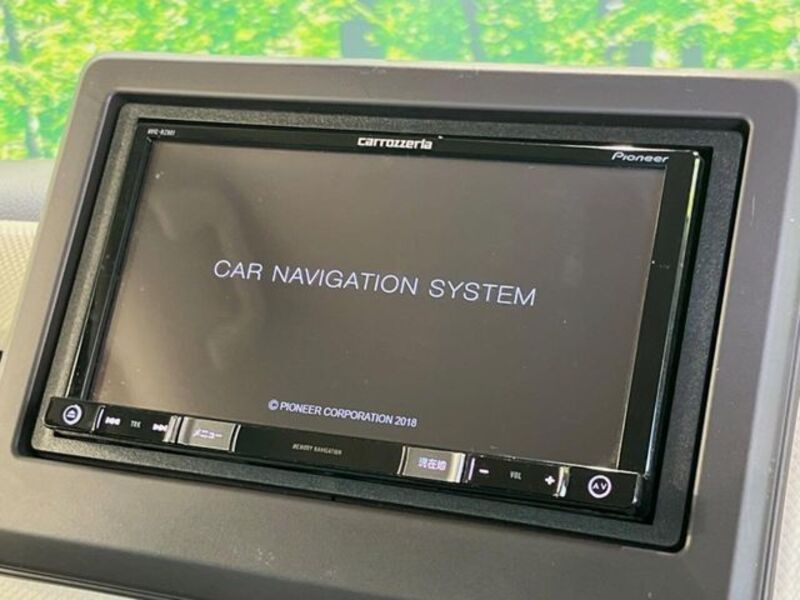 N BOX