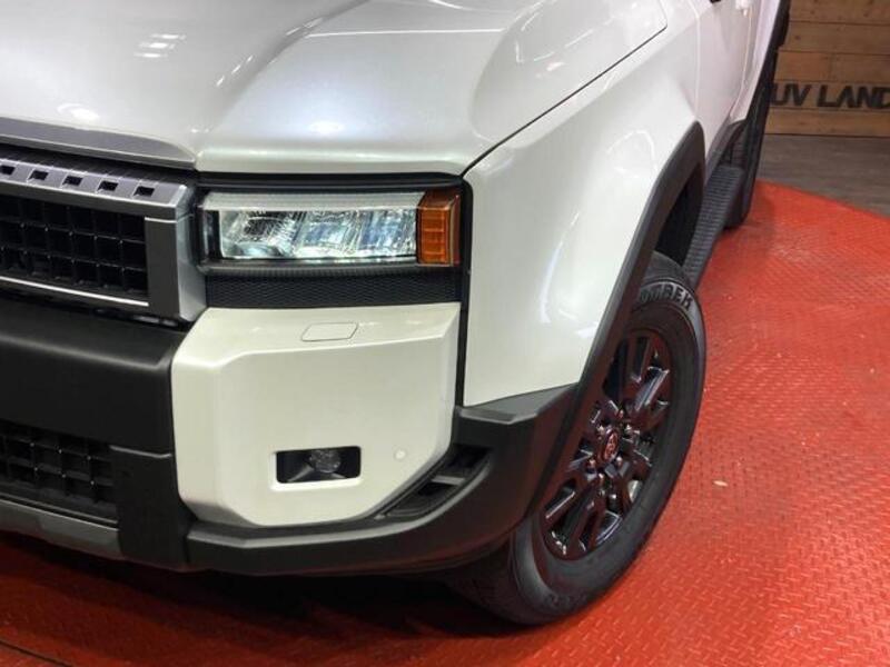 LAND CRUISER 250