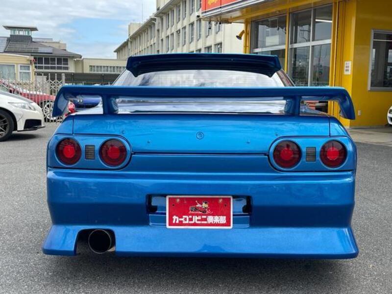 SKYLINE