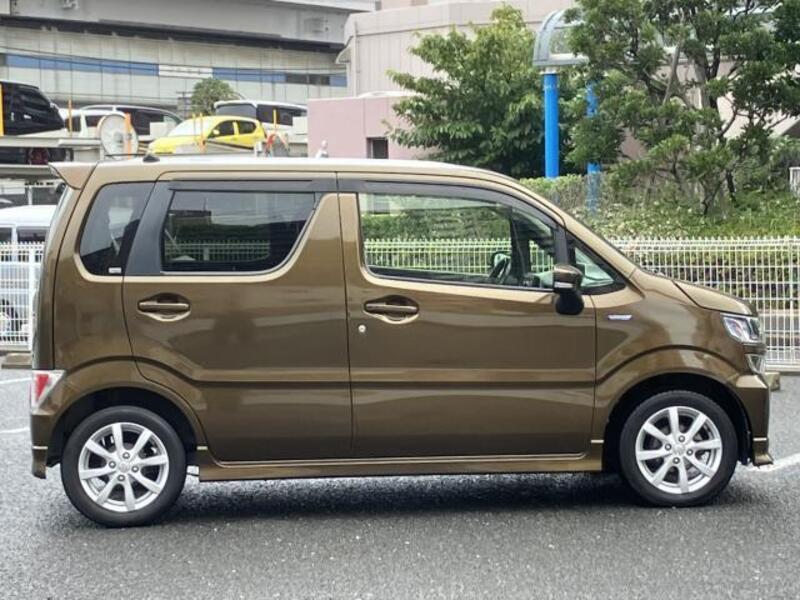 WAGON R