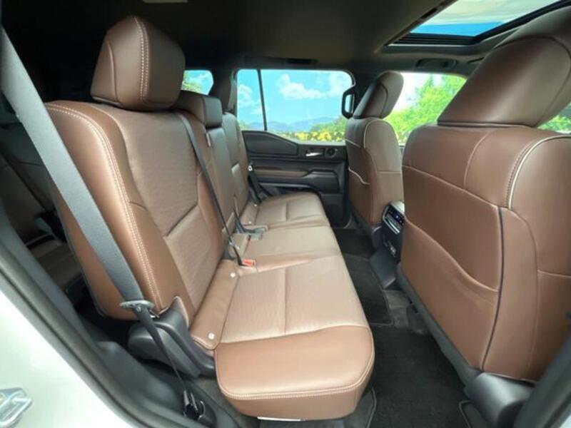 LAND CRUISER 250
