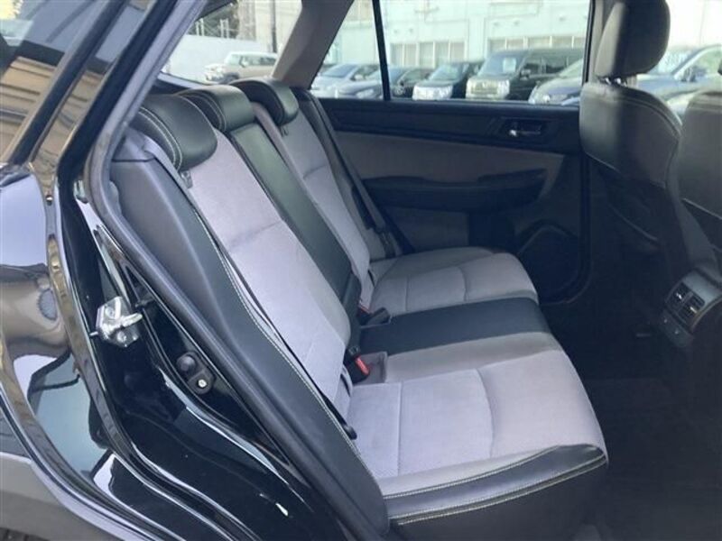 LEGACY OUTBACK