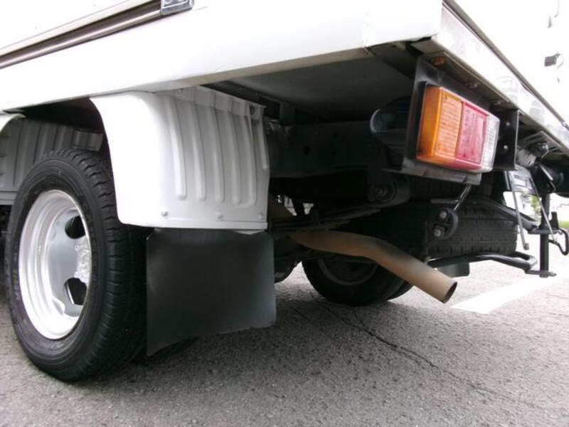 BONGO TRUCK