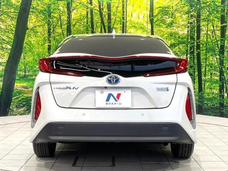 PRIUS PHV