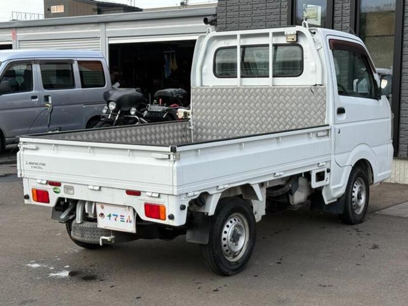 MINICAB TRUCK