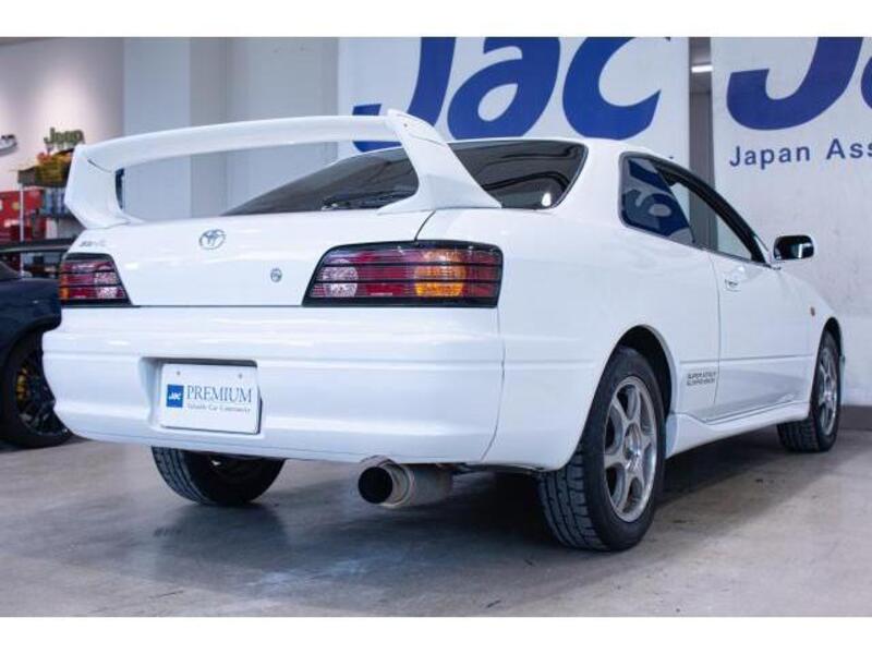 COROLLA LEVIN