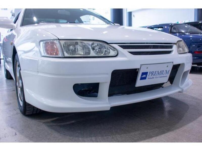 COROLLA LEVIN