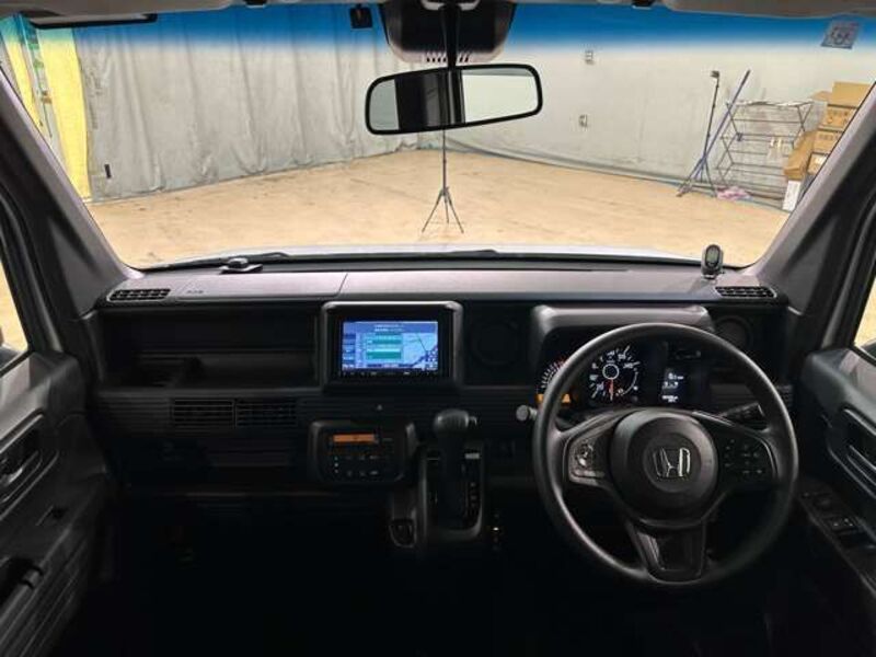 N-VAN