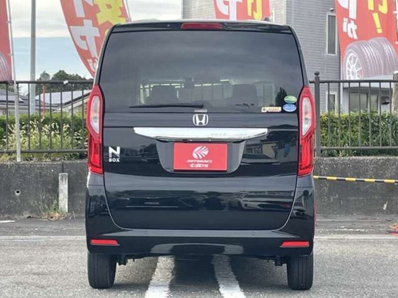 N BOX