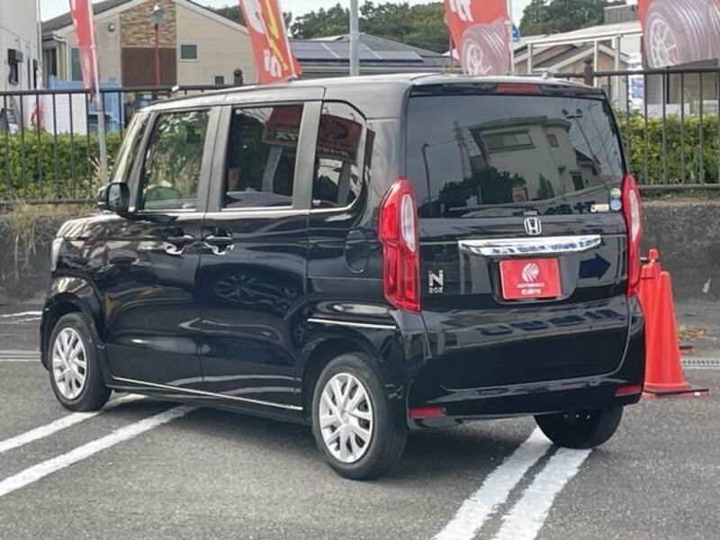 N BOX