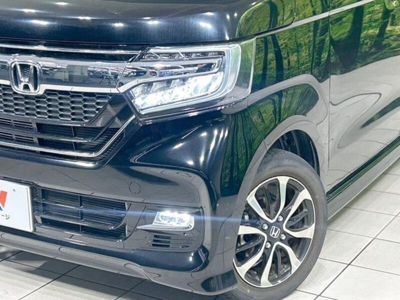 N BOX CUSTOM