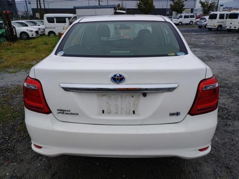 COROLLA AXIO