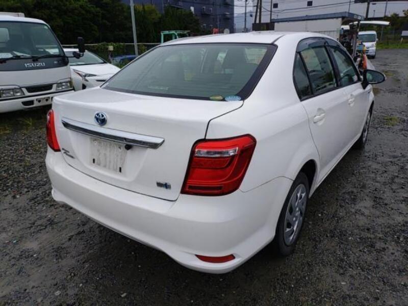 COROLLA AXIO