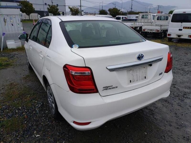 COROLLA AXIO