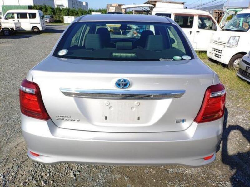 COROLLA AXIO