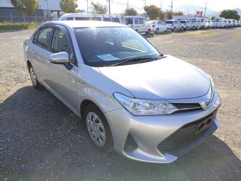 COROLLA AXIO