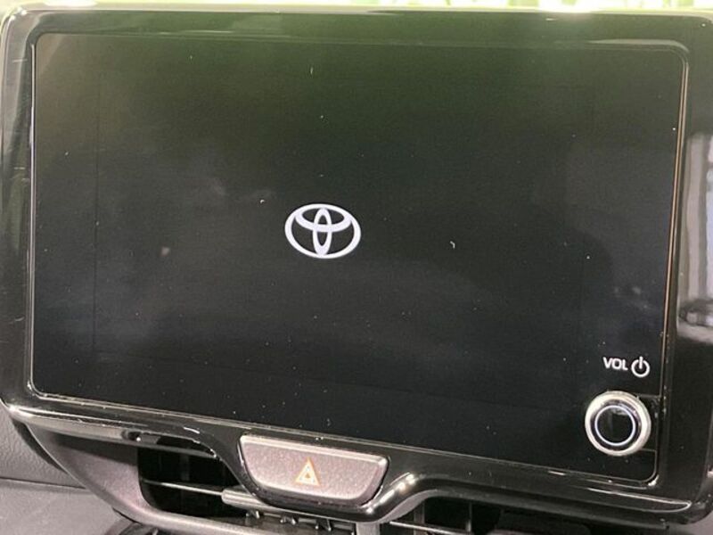 YARIS CROSS