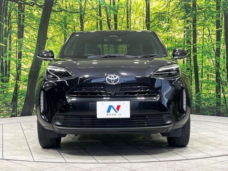 YARIS CROSS