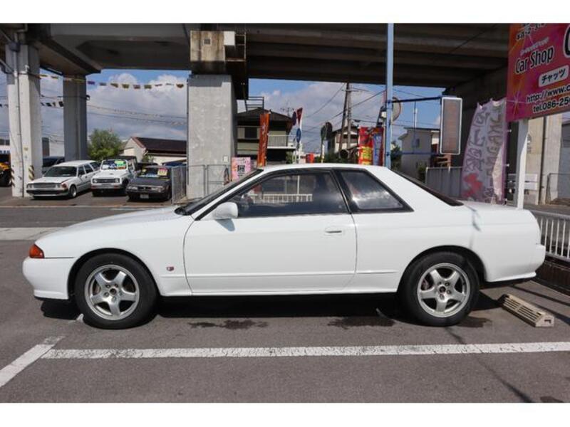 SKYLINE