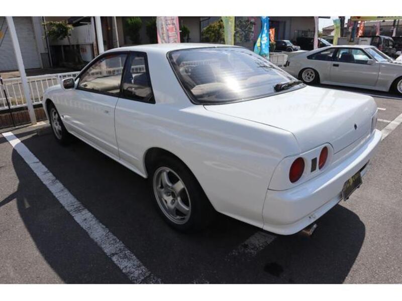 SKYLINE