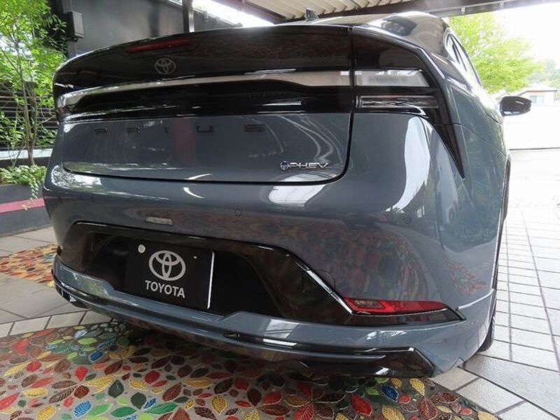 PRIUS PHV