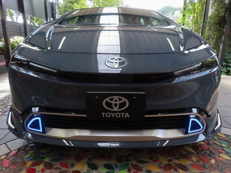 PRIUS PHV