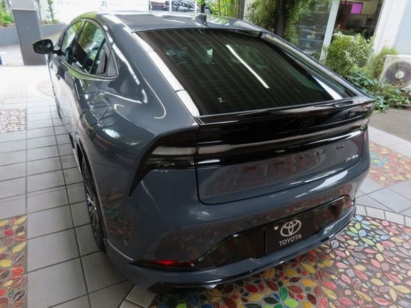 PRIUS PHV