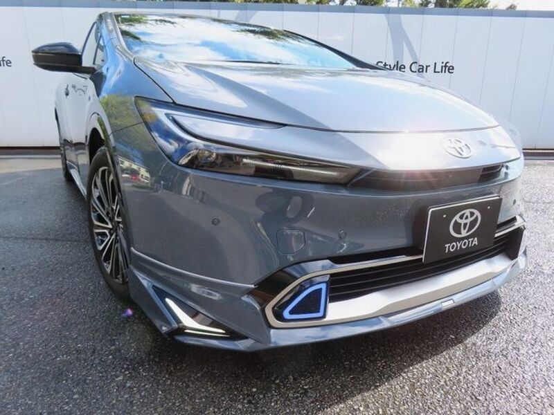 PRIUS PHV