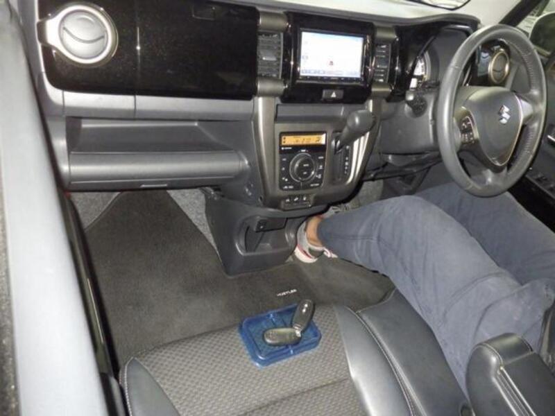 HUSTLER