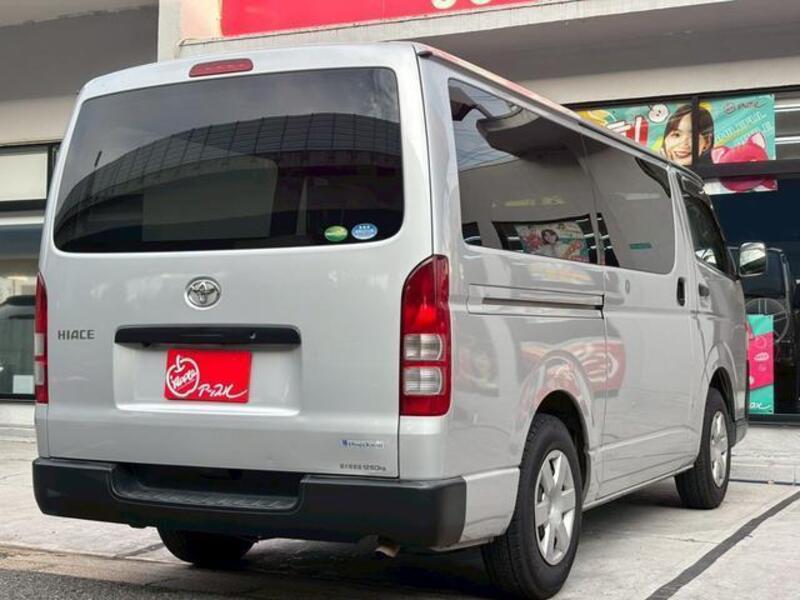 HIACE VAN