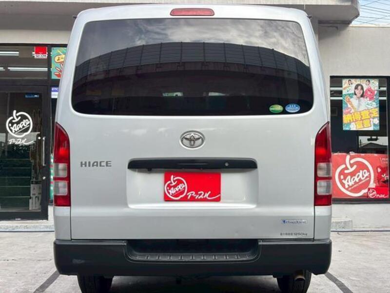 HIACE VAN