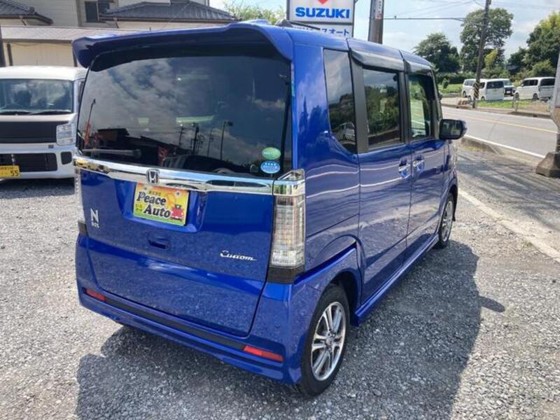 N BOX CUSTOM